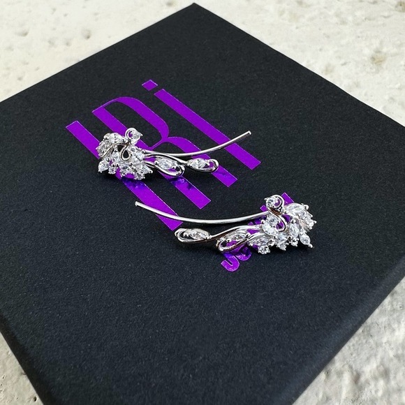 Lotus ear climbers with CZ diamonds - Sterling Silver 925 - Picture 3 of 6